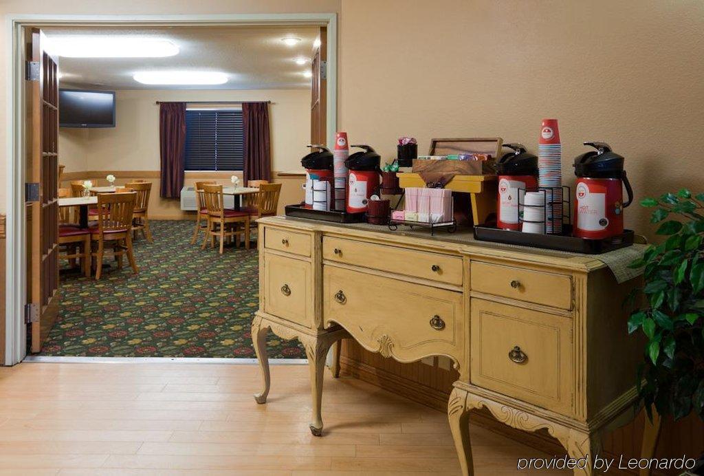 Grandstay Hotel & Suites Cambridge Restaurant photo